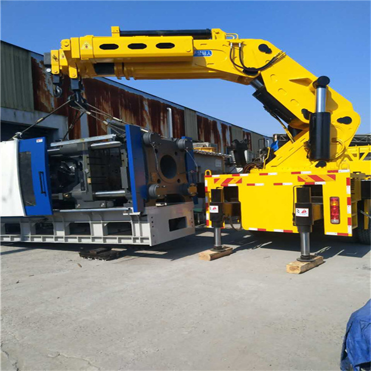 福泉 大吨位折臂吊出租费用解析：一小时租赁多少钱