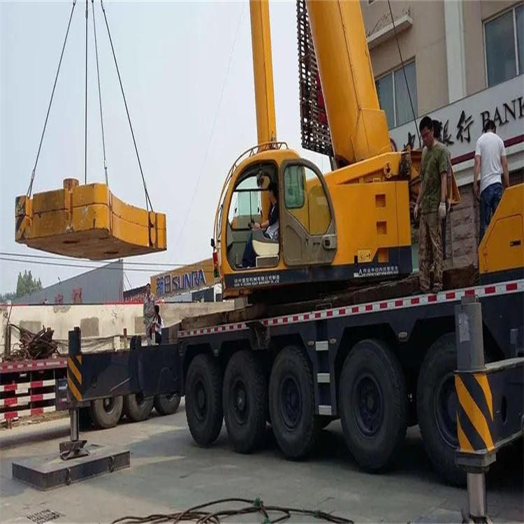 福泉当地吊车出租|机器吊装|75吨|工厂搬迁服务